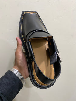 Classic Cross Kaptaan Chappal (Black)