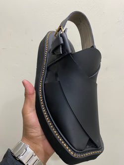 Matt Finish Kaptaan Chappal (Black)